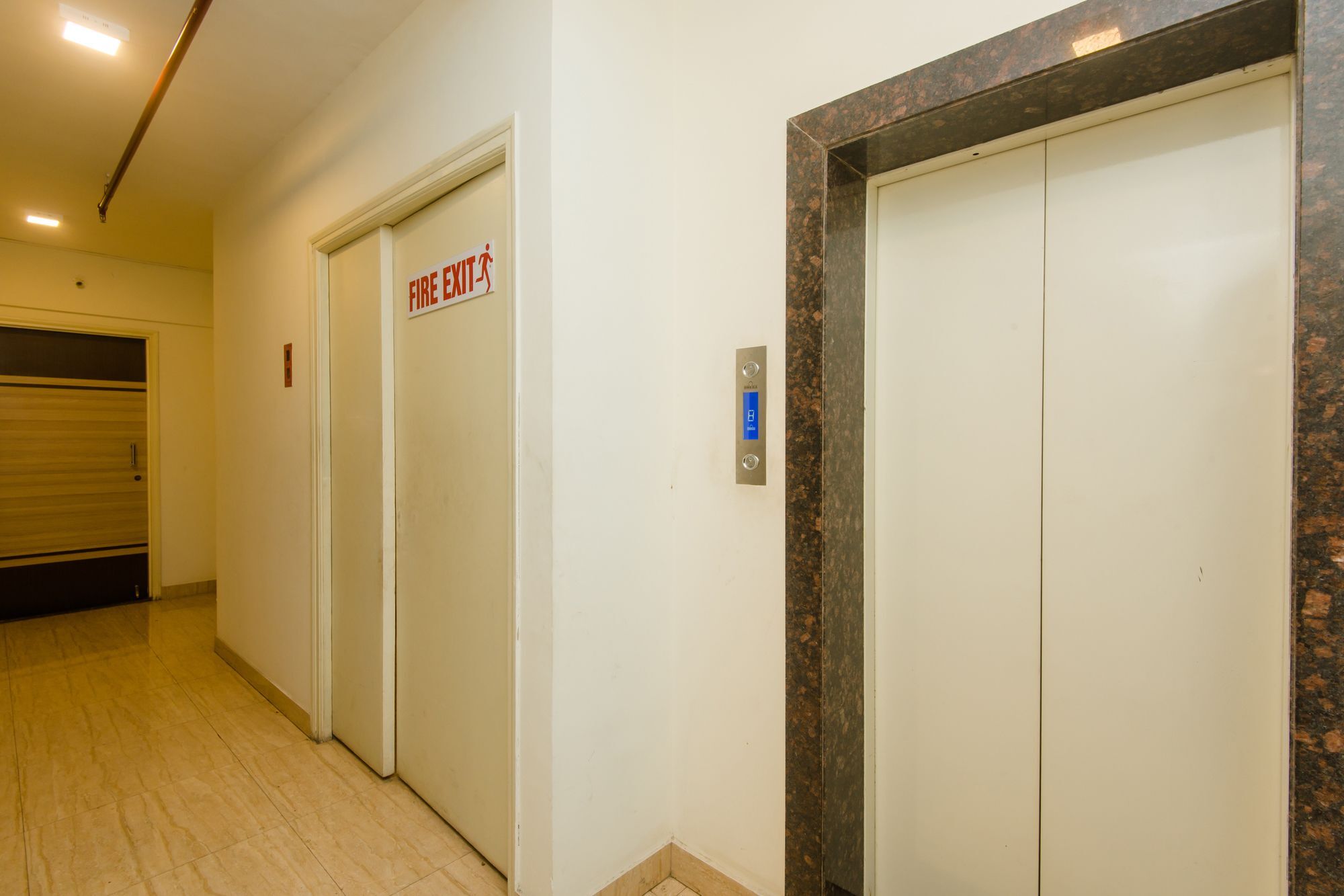 Oyo 11441 Hotel Blue Bells Residency Mumbai Exterior photo
